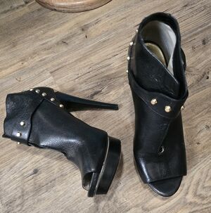 Elegant Michael Kors Ailee Black Studded Leather Heels